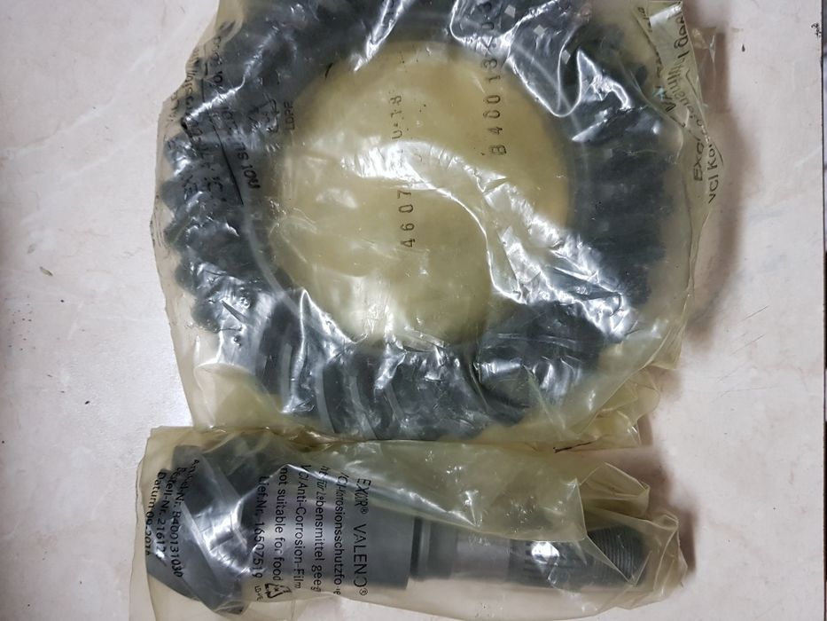 Мерцедес Г-клас w463.w461 НОВИ пиньон и корона