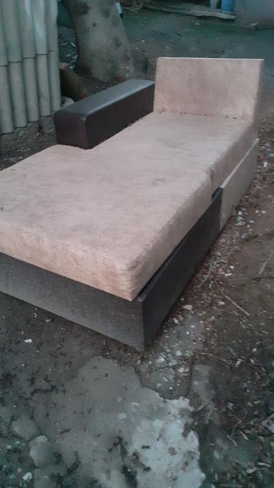 Диван жақсы жақдайы