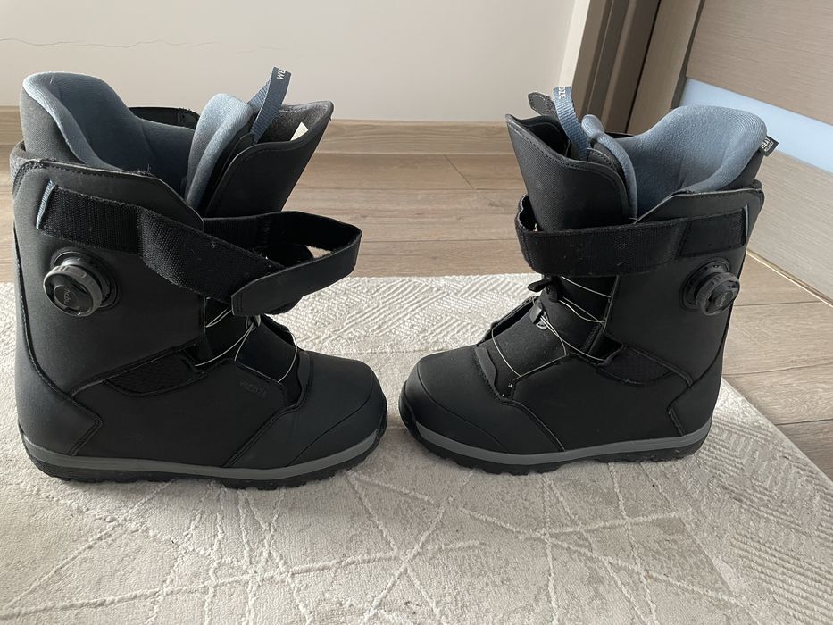 Boots snowboard 42