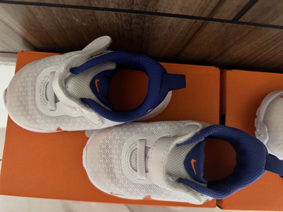 Бебешки обувки Nike Revolution 7 с велкро