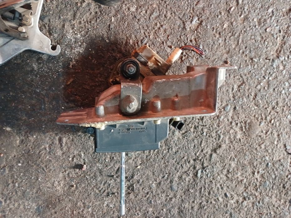 Кулиса АКПП Ауди 80 привозная