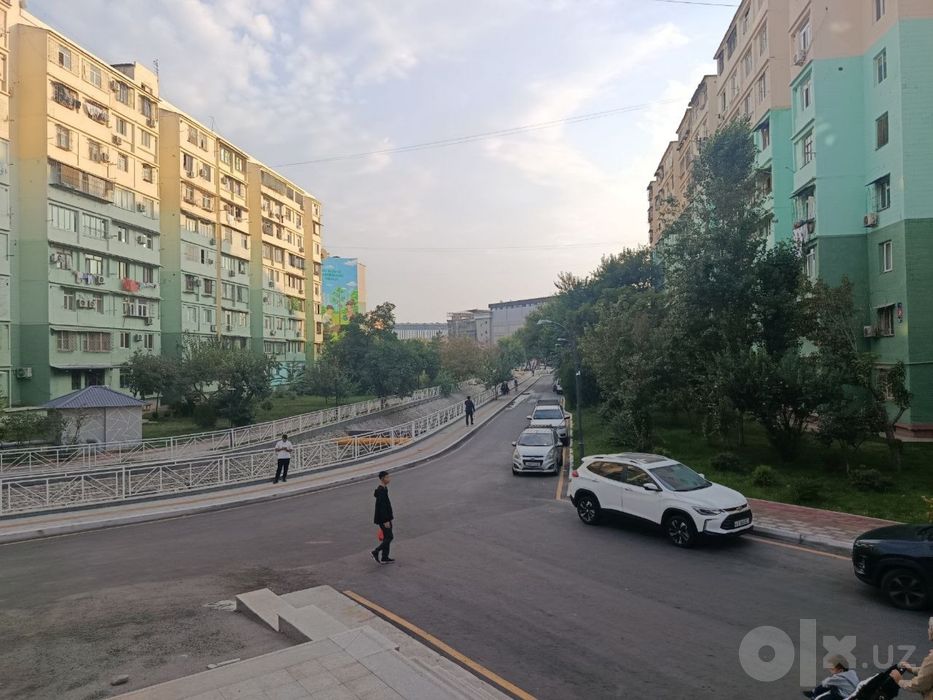 Сергели 5. Нежилой фонд.  Сдается 204 м2. Срочно !