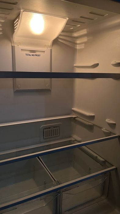 Продаю Холодильник