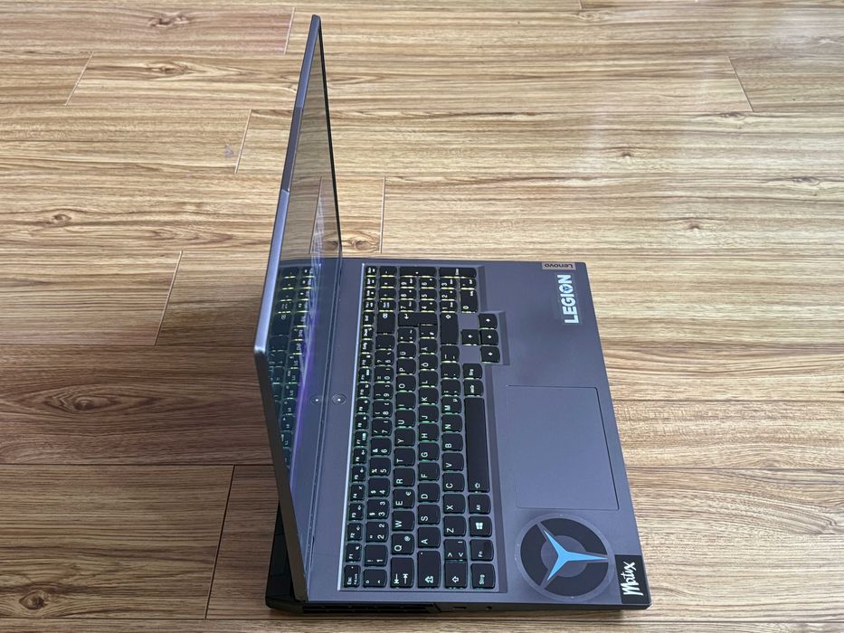 2.5k 165Hz Legion Pro 16`Ryzen 7-5800H/RTX 3070/32GB RAM/512GB SSD/RGB