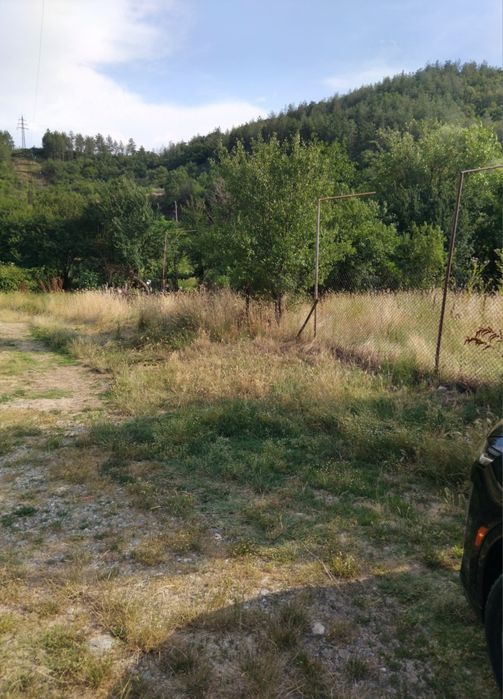 Продава парцел в с.Слатино