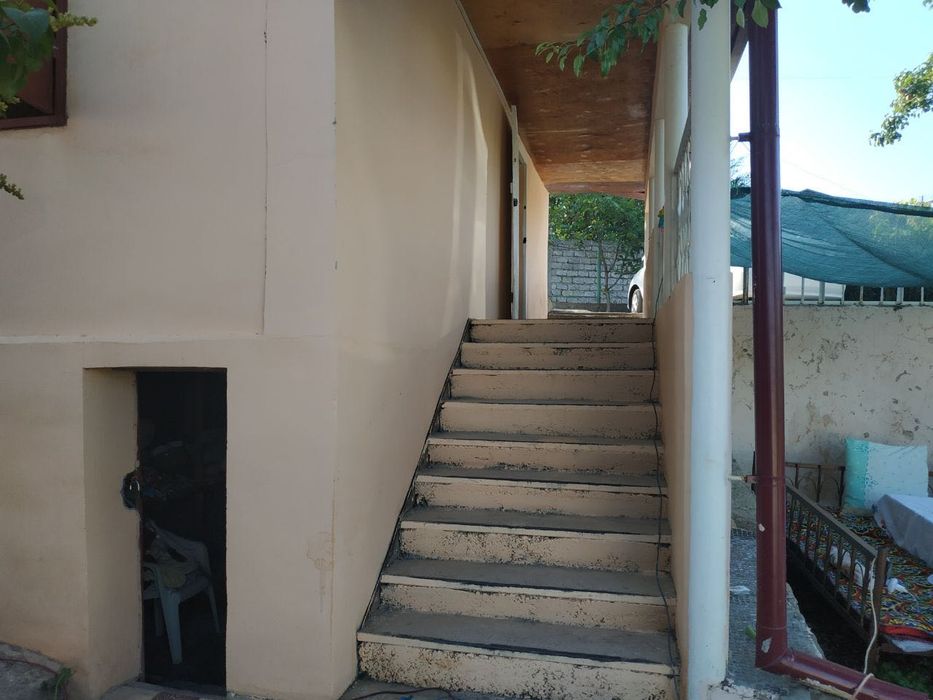 Продается дача на Чарваке