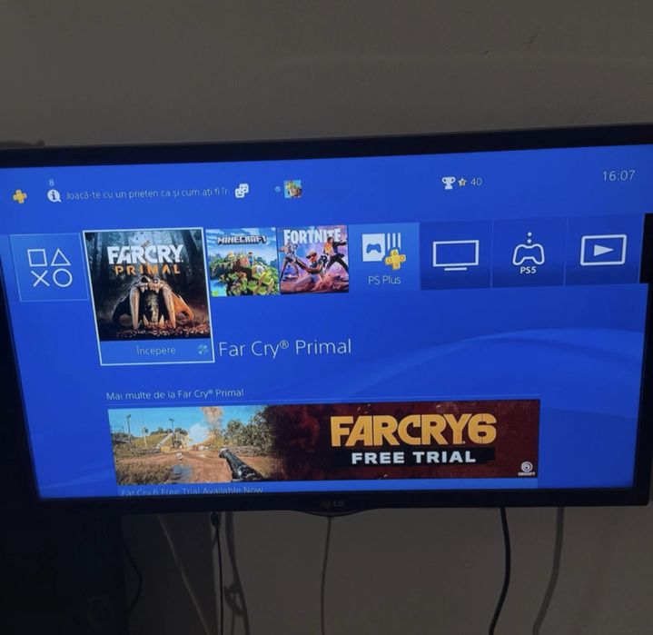 PlayStation PS 4 Slim 500GB • 1 Controller • Citește Discuri • Revizie Recentă