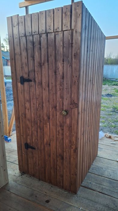 Туалет уличный, дачный