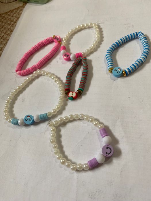 Продавам гривнички, различни модели