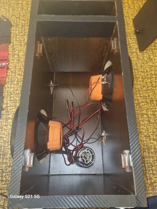 Колони за автомобил