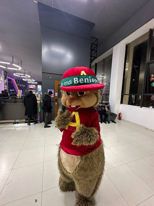 Мультфильм кахрамонлари сотилади холати а'ло даражада