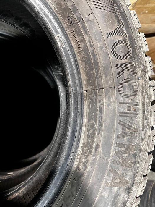 Продам комплект шин