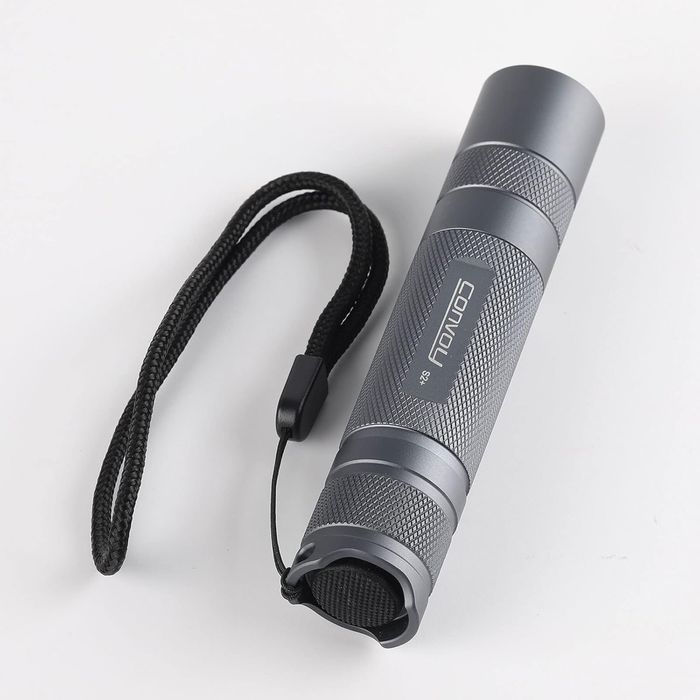Продам фонарик Convoy S2+