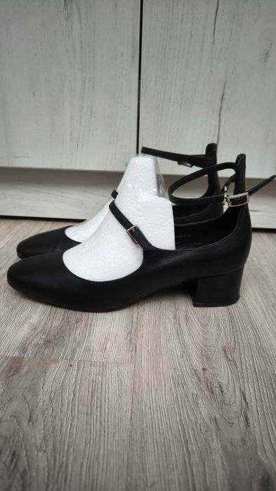 Черные туфли-балетки