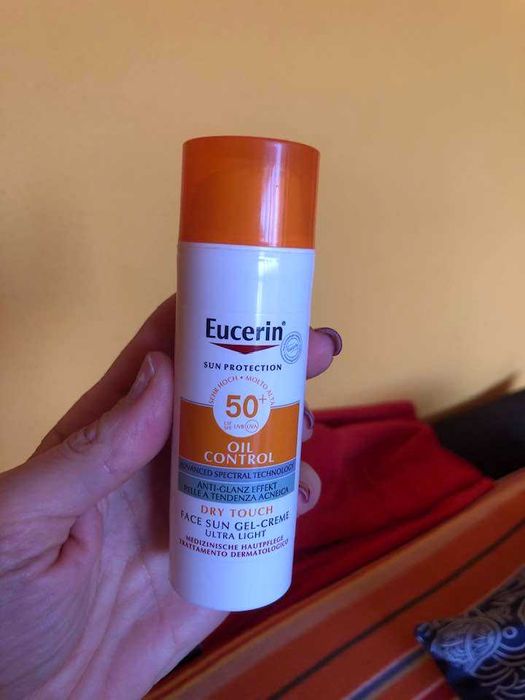 Юсерин сън ойл контрол матиращ флуид 50 фактор