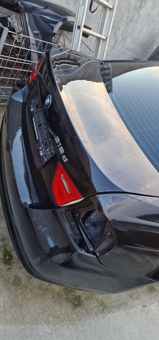 Portbagaj bmw E90 LCI facelift  cu triple pe el