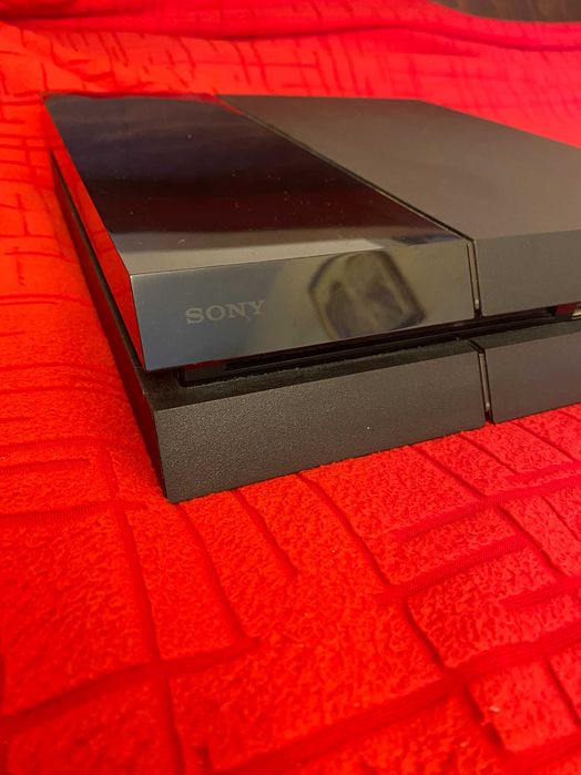 Playstation 4 Конзола Ps4 500 GB 3 Месеца Гаранция