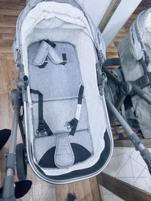 Коляска универсальная