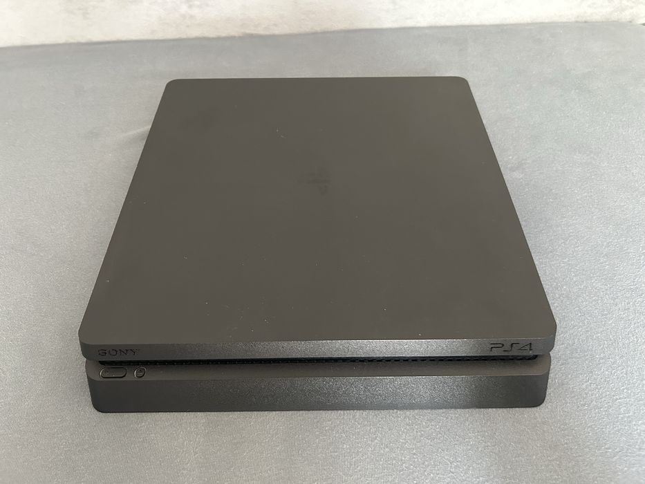 Продаю PlayStation 4 Slim 500 GB