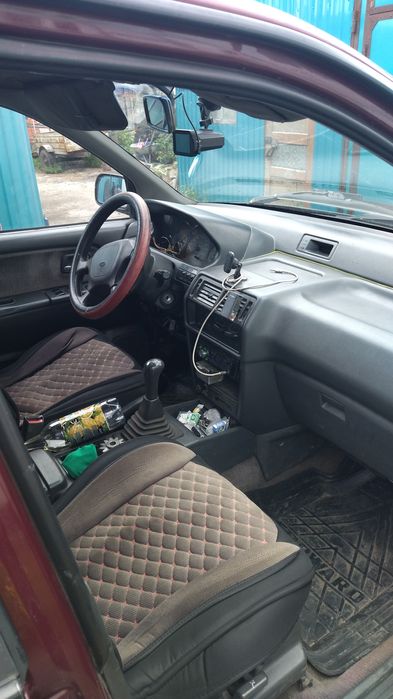 Продам Мицубиси Спейс вагон