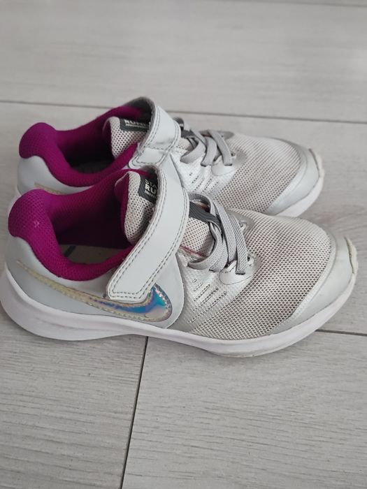 Детски маратонки Nike за момиче 28 номер