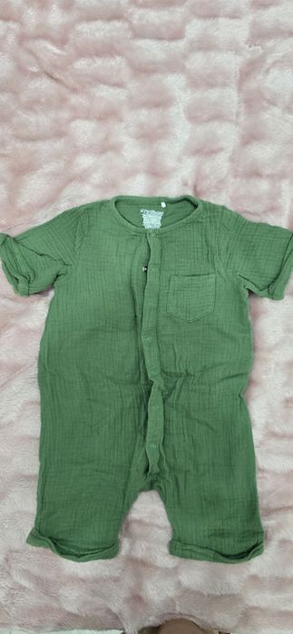 Продам детские вещи