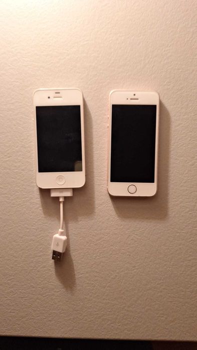 Iphone 4 si SE, nefunctionale! Pentru colecționari