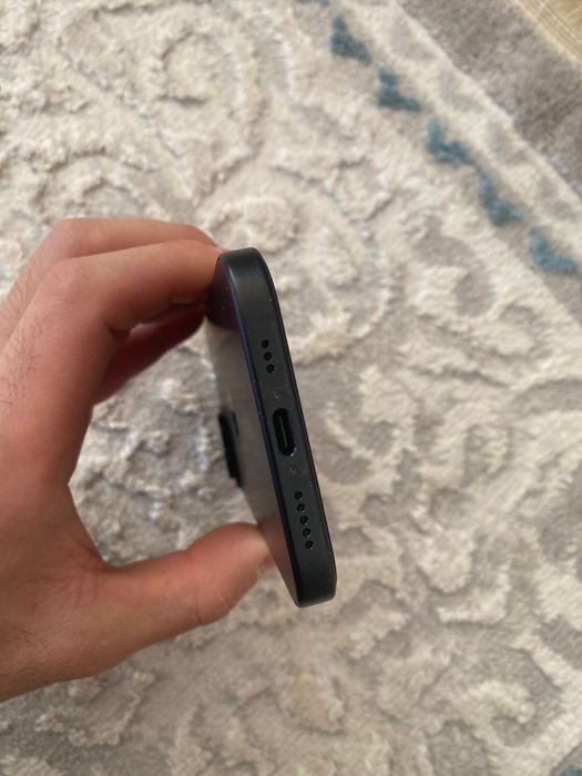 Айфон 15 черный матовый