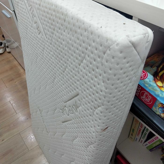 Матрак за бебешко легло