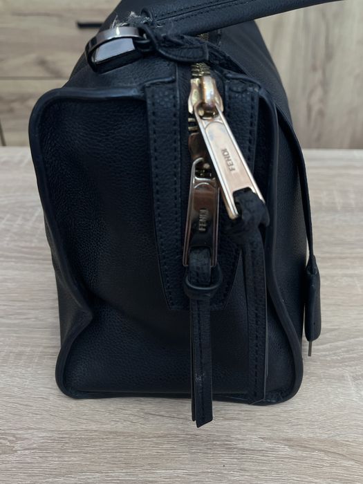 Fendi оригинална чанта