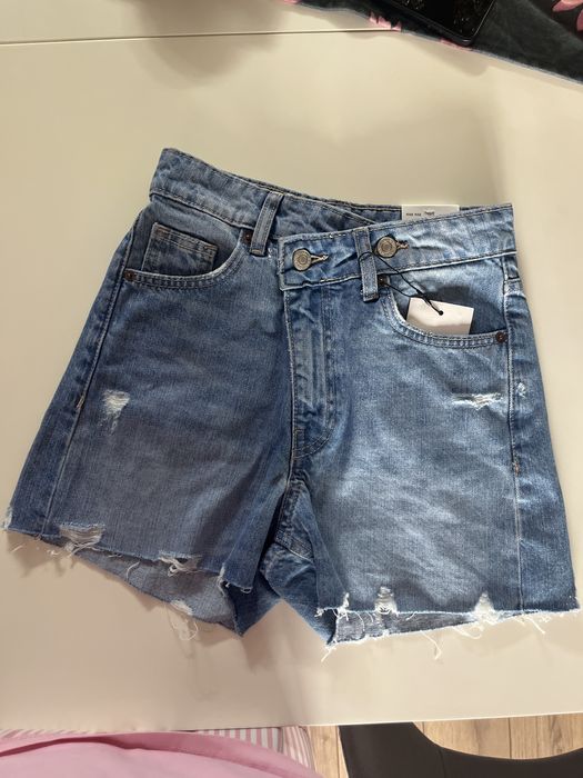 Дамски къси дънкови панталони