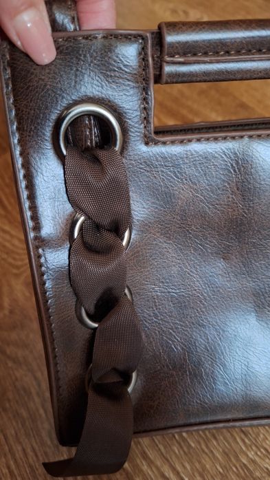 Малка елегантна чанта