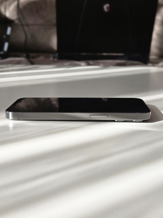 IPhone 13 Pro 128gb (с гаранция)