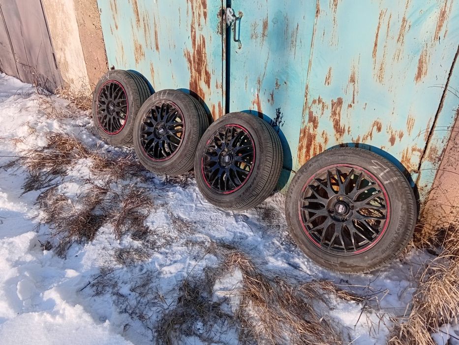 Продам диски с шинами