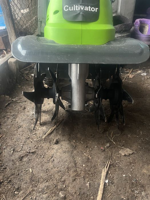 Культиватор электрический Greenworks