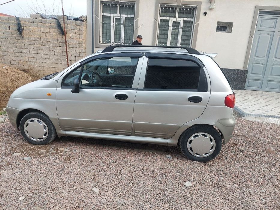 Moshina 210 Metalik tablo qotkan metan qoyilgan 2025 yangi