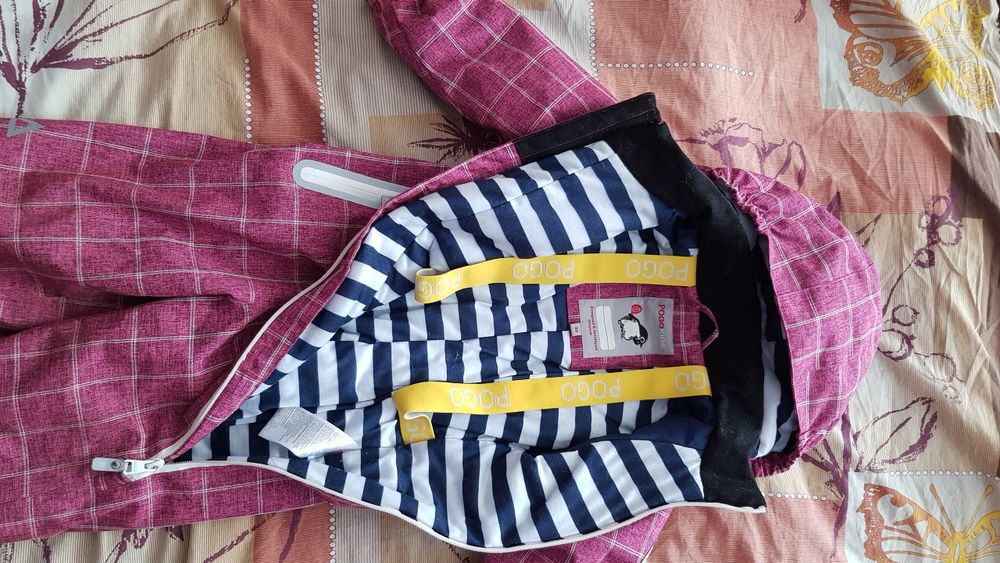 Продам 2 комбеза  весенний осенний на девочку