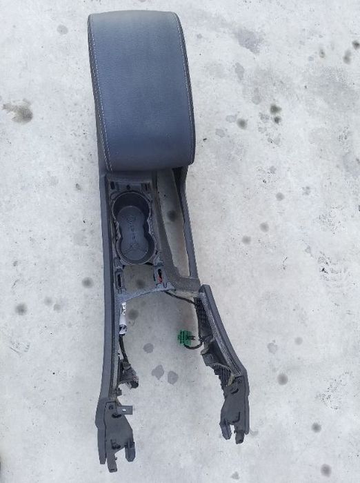 Cotiera tunel central ford mondeo mk4 7s71-a045020-ag3zhe