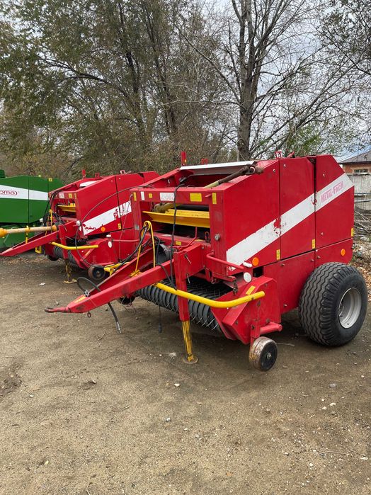 Польский рулонный пресс-подборщик Metal-Fach Z562 1-23