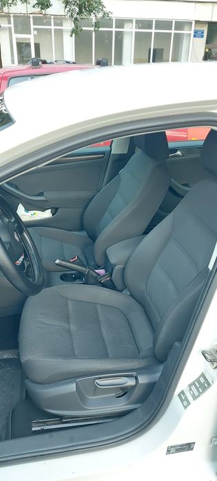 Vw jetta 1.2 tsi cu instalatie gaz (GPL) "prins" de la primul proprietar, masina cumpărată de noua din România