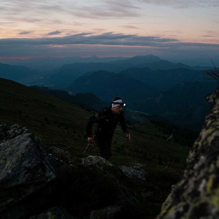 Ledlenser H7R Core LED челник 1000 лумена [Енергиен клас A]