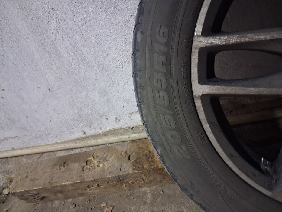 Продам летние шины 205/55/16