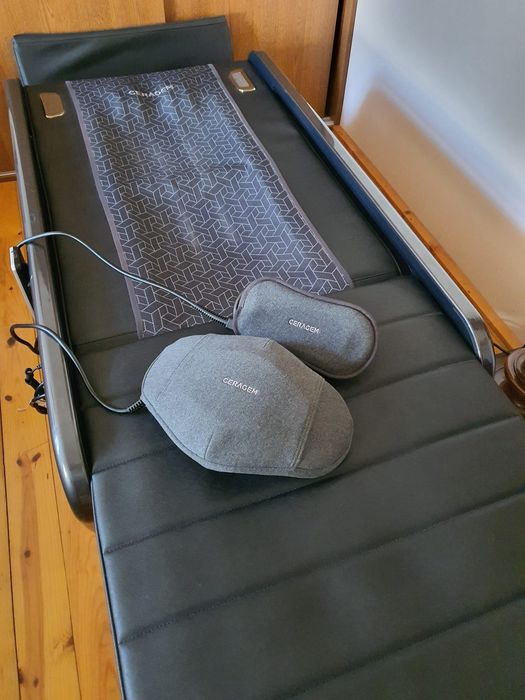 Vând dispozitiv de masaj Ceragem V4