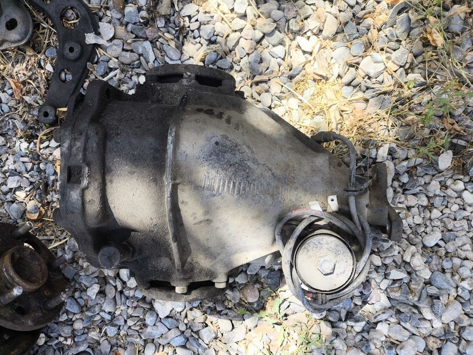 Редуктор Мерседес 124