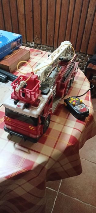 Голяма пожарна с дистанционно