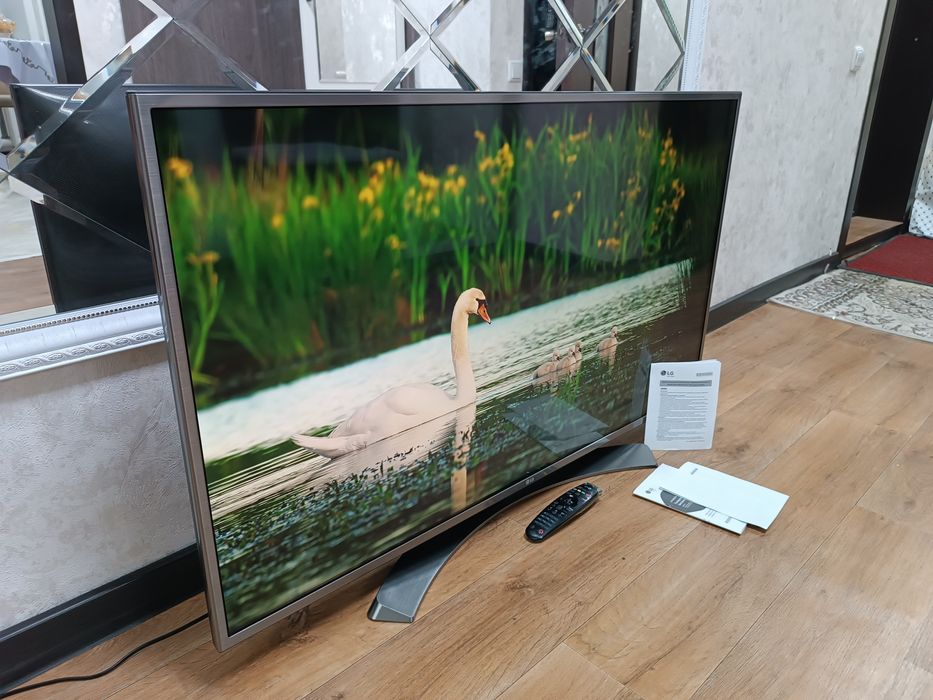 Телевизор LG 49" Смарт 4k UHD.