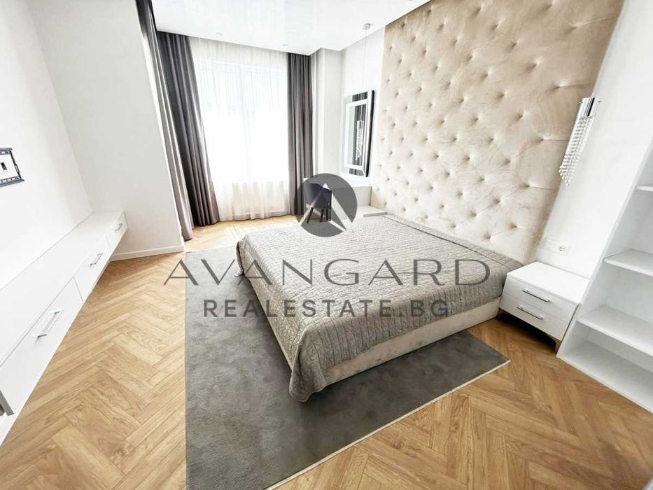 Продава се Къща в Пловдив, Остромила - 388 кв.м за 1225 €/кв.м - Снимка #4