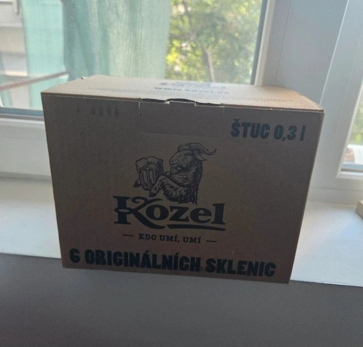 Set 6 pahare de bere Kozel originale (0.3L) – Noi, în cutie