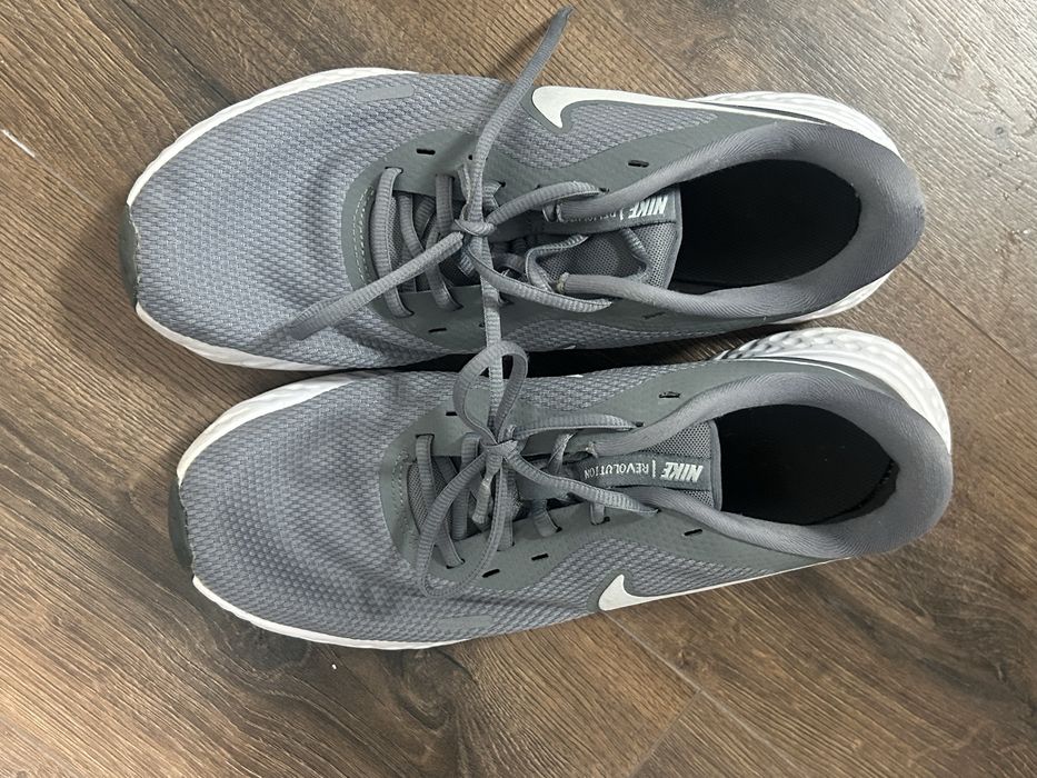 Nike маратонки за фитнес размер 42
