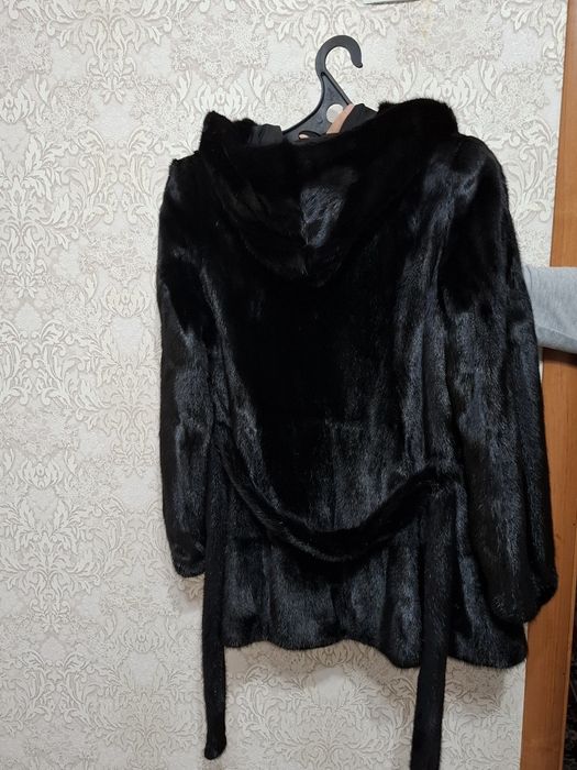 Норковая шуба,в хорошем состоянии